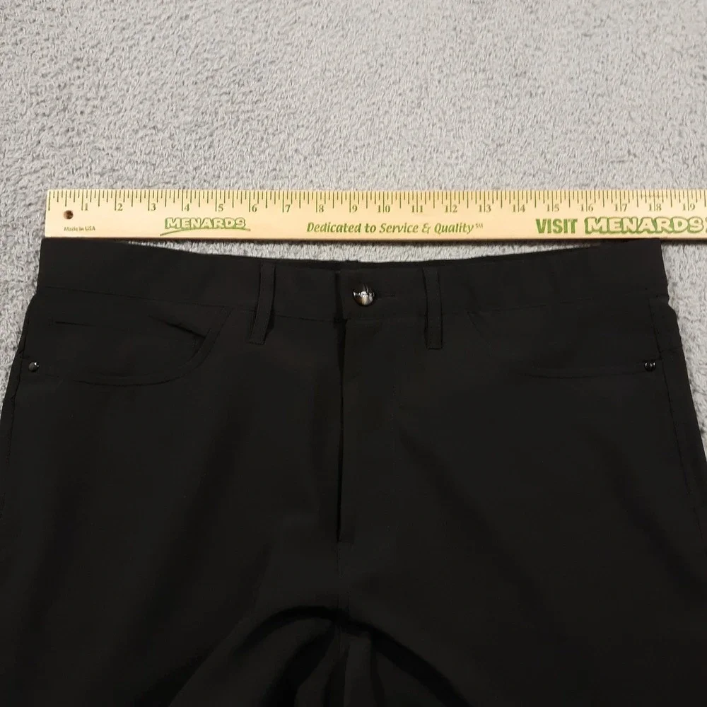 G-Mac Apparel Shorts Mens Size 36 x 10.5 Black Performance Flat Front Golf